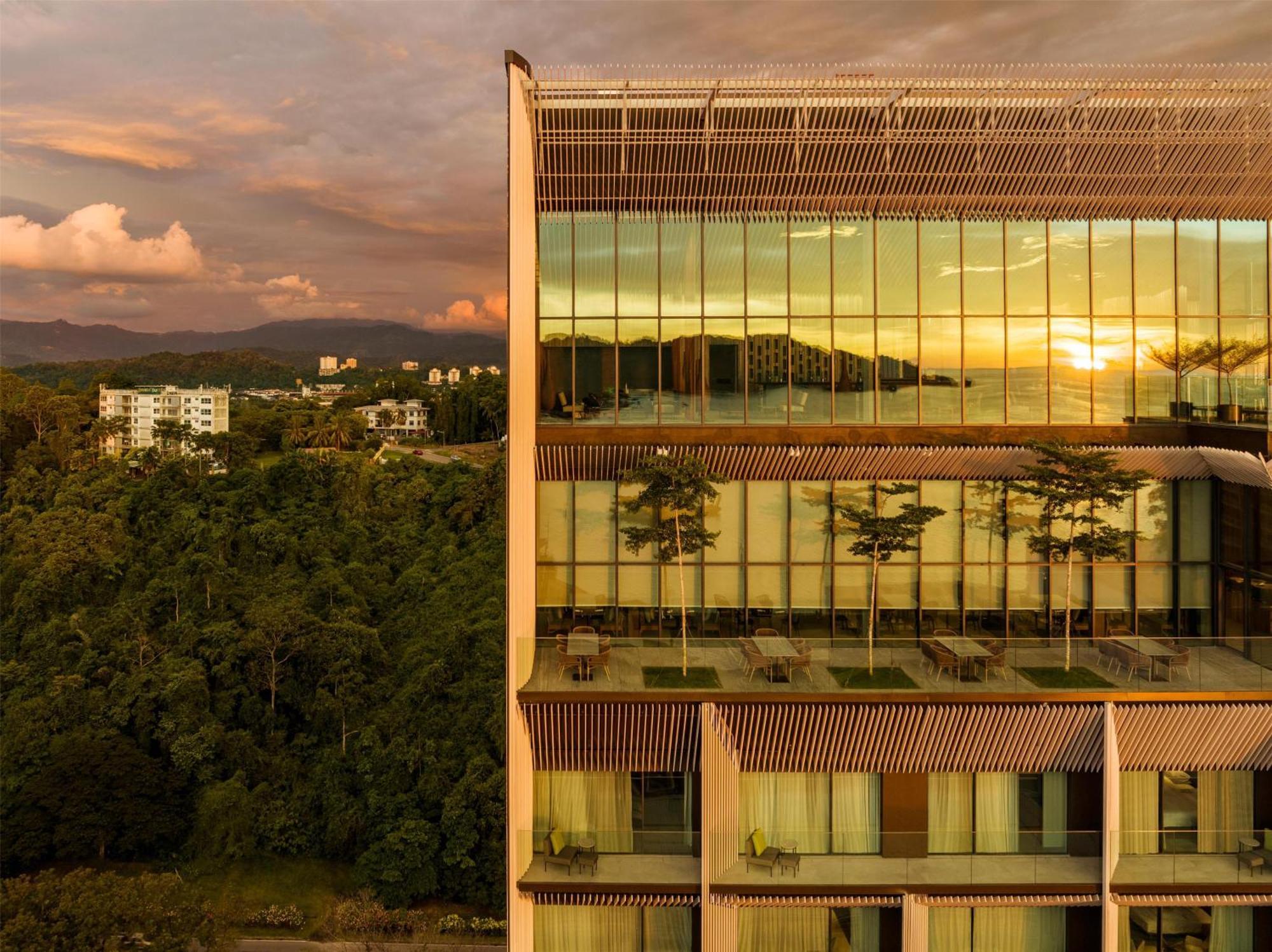 Hyatt Centric 5*